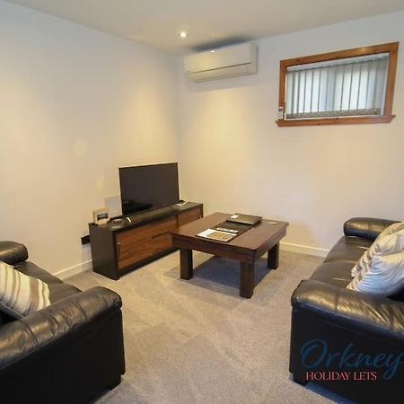 Flat 69B Junction Road, Kirkwall, Kw15 1Ax ภายนอก รูปภาพ
