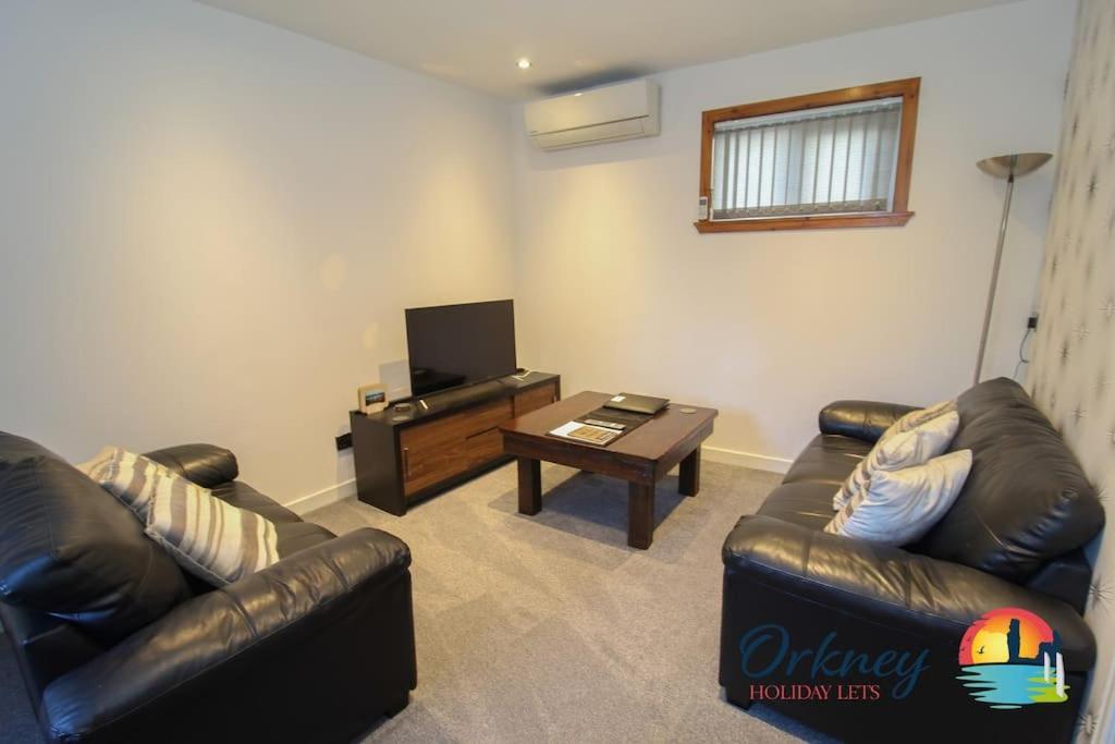 Flat 69B Junction Road, Kirkwall, Kw15 1Ax ภายนอก รูปภาพ