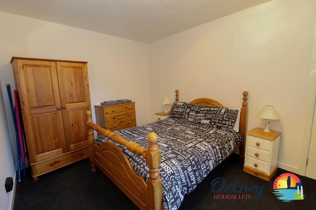 Flat 69B Junction Road, Kirkwall, Kw15 1Ax ภายนอก รูปภาพ