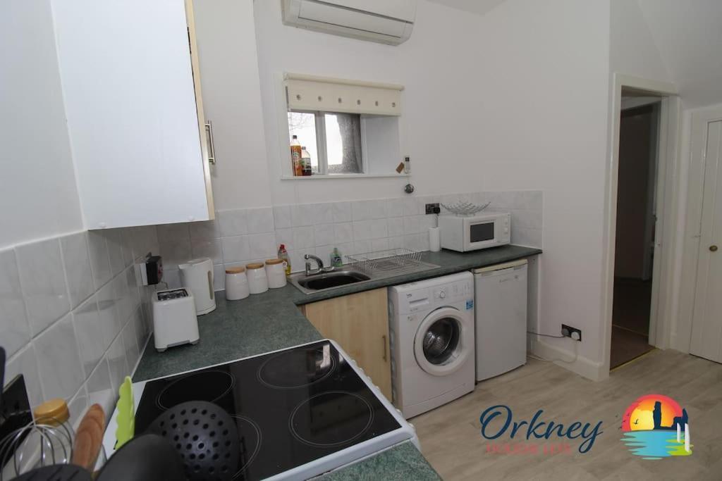 Flat 69B Junction Road, Kirkwall, Kw15 1Ax ภายนอก รูปภาพ